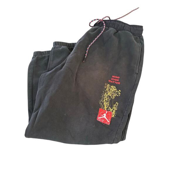 Air Jordan Men's Black Essential Standard Fit jogger Fleece Sweatpants Size XXL - Picture 2 of 6